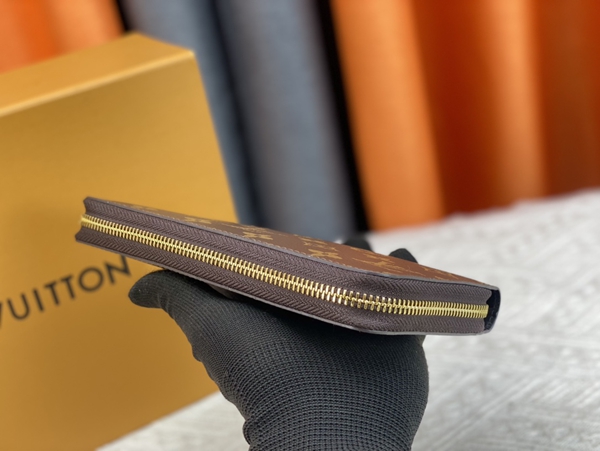 LVコピーウォレット側面デザイン